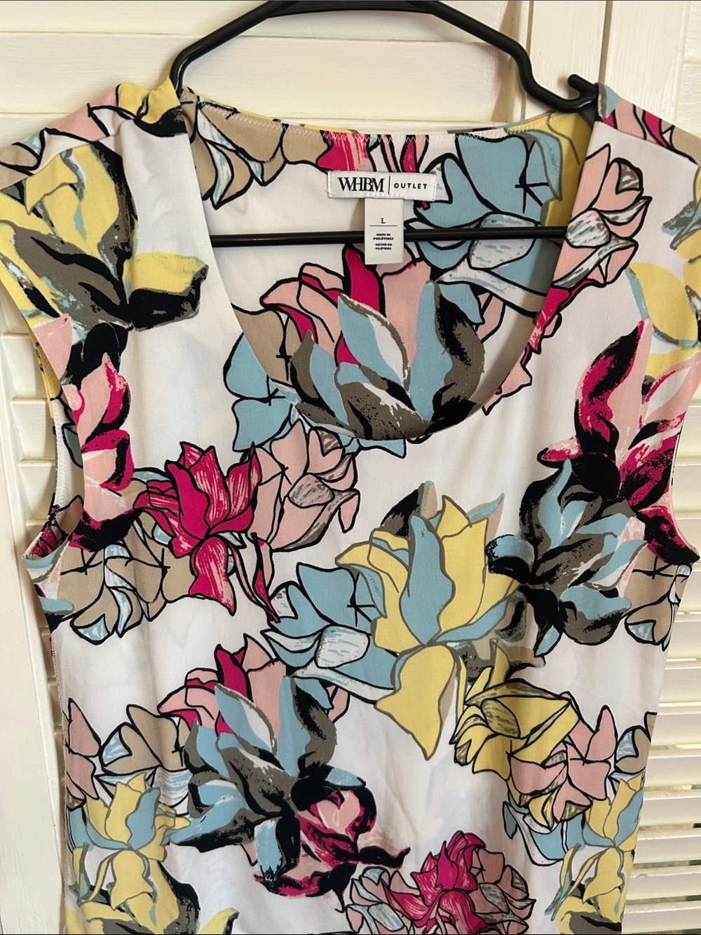 Floral Sleeveless Top in White Multi